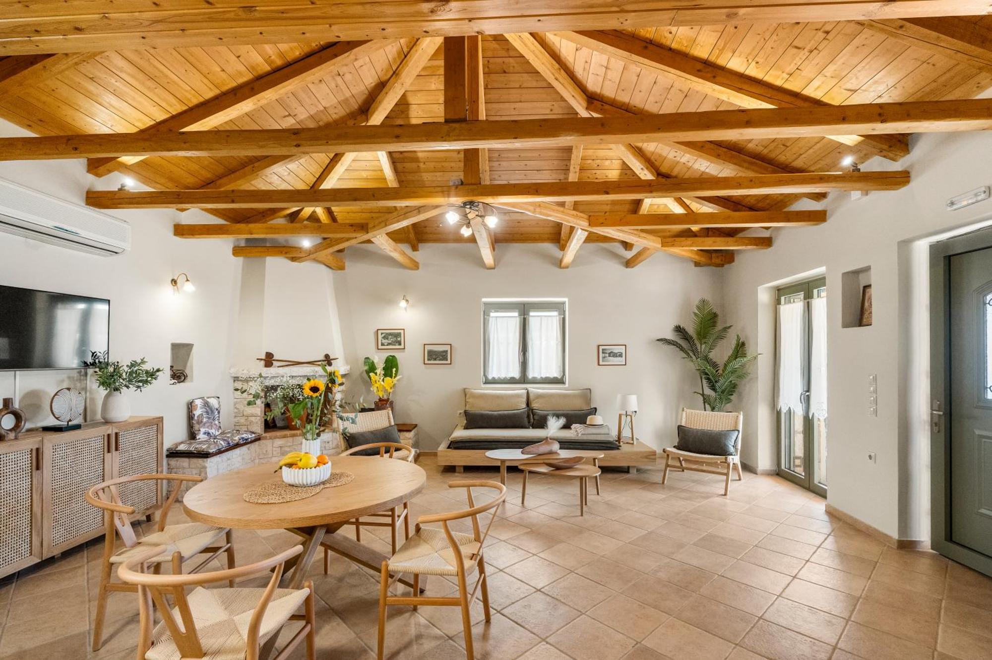 Villa Aurora Athánion エクステリア 写真